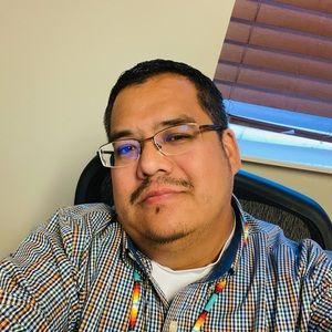 Meet your Posher, Carmello